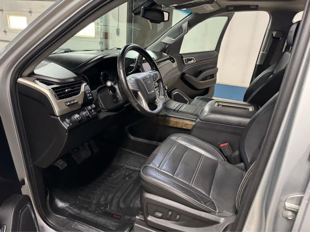 used 2018 GMC Yukon car, priced at $30,995