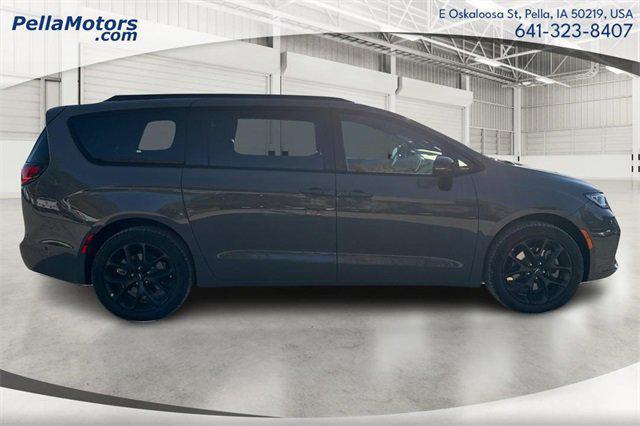 new 2025 Chrysler Pacifica car, priced at $56,035