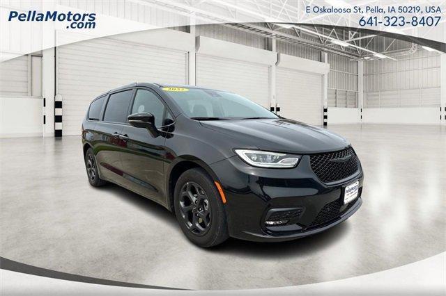 used 2022 Chrysler Pacifica Hybrid car, priced at $29,500