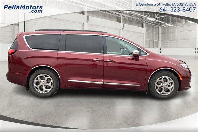 used 2022 Chrysler Pacifica car, priced at $33,714