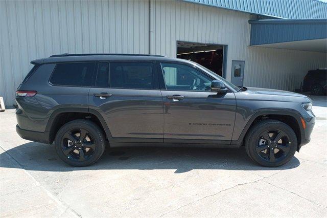 new 2024 Jeep Grand Cherokee L car, priced at $49,352