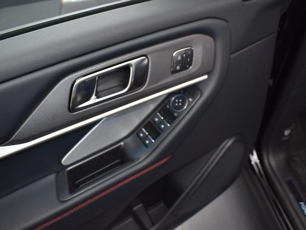 new 2025 Ford Explorer car, priced at $59,389