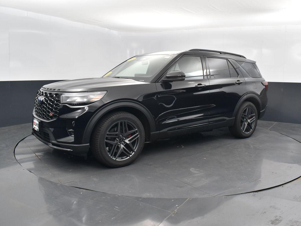 new 2025 Ford Explorer car, priced at $59,389