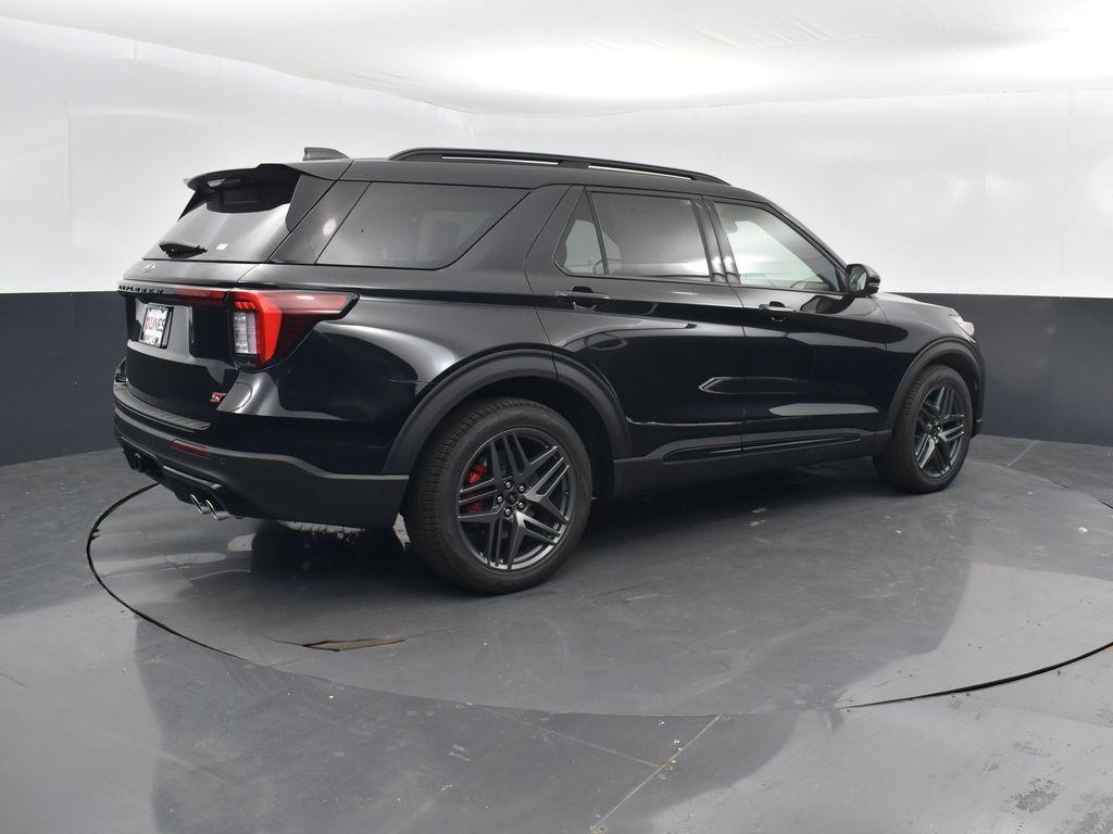 new 2025 Ford Explorer car, priced at $59,389