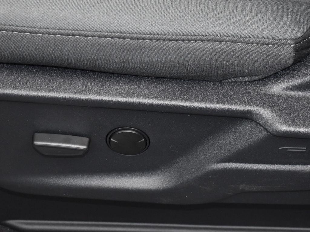 new 2025 Ford F-150 car, priced at $51,267