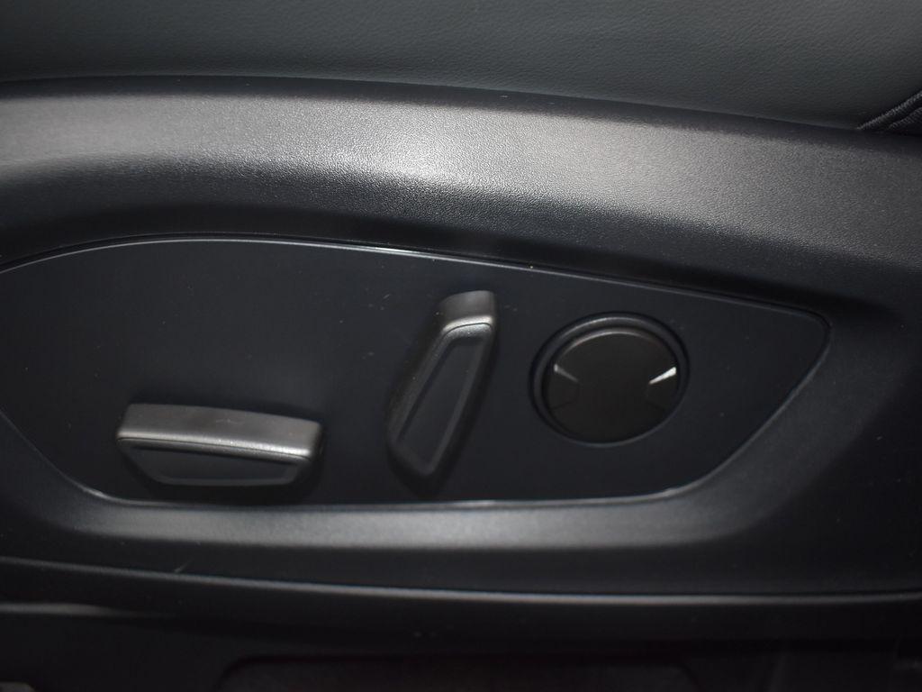 new 2025 Ford Explorer car, priced at $46,461