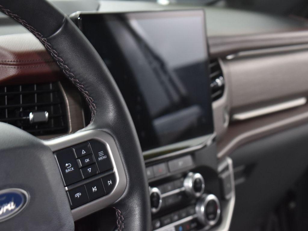 used 2024 Ford Expedition car, priced at $59,749