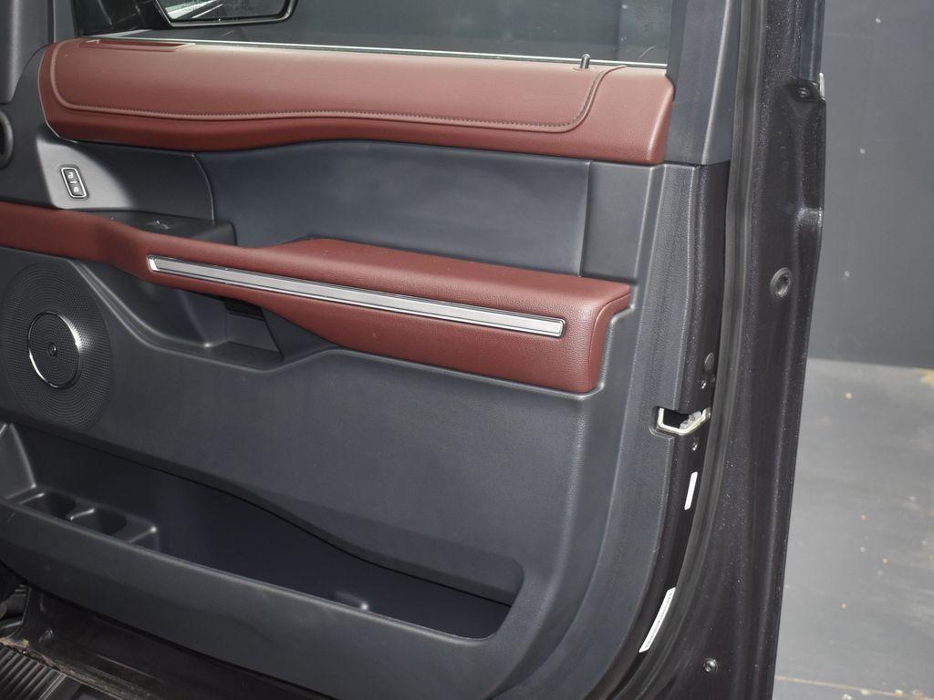 used 2024 Ford Expedition car, priced at $59,749