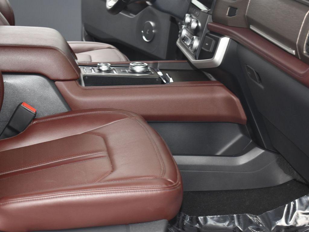 used 2024 Ford Expedition car, priced at $59,749