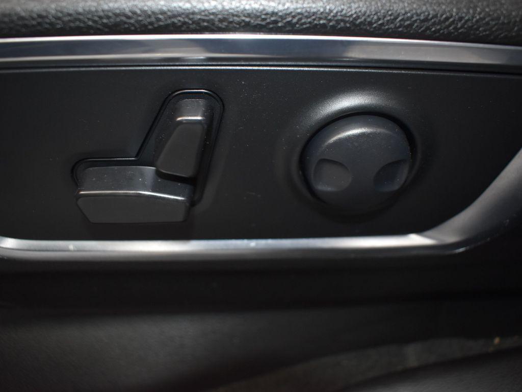 used 2024 Ram 1500 car, priced at $41,594