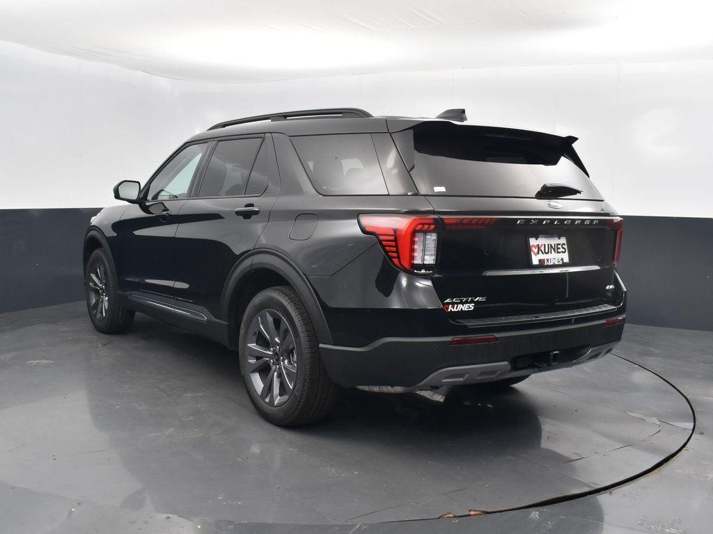 new 2025 Ford Explorer car, priced at $44,828