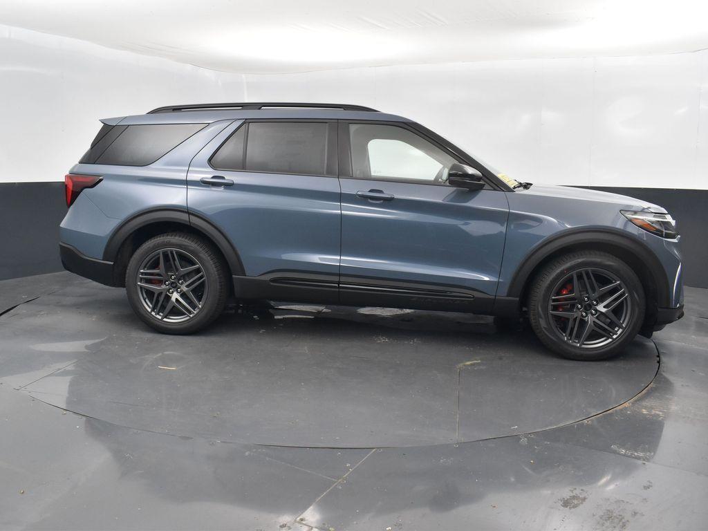 new 2025 Ford Explorer car, priced at $60,484