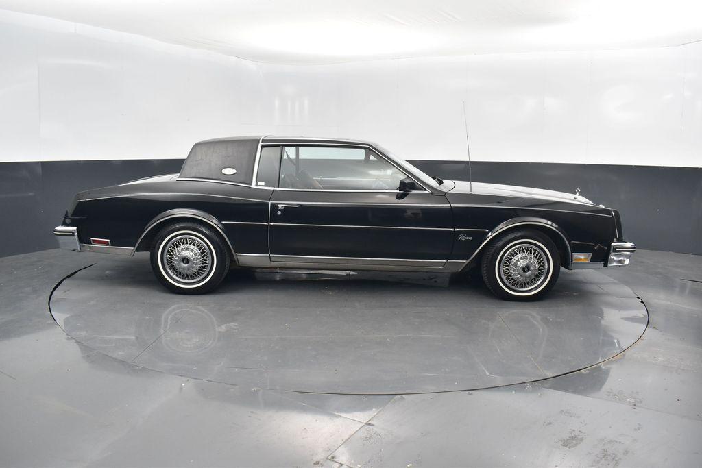 used 1985 Buick Riviera car, priced at $9,990