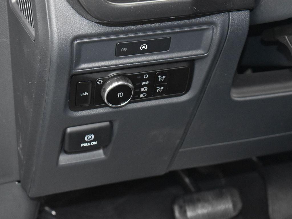 new 2025 Ford F-150 car, priced at $47,587