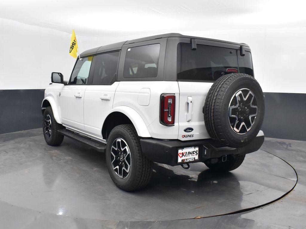 new 2024 Ford Bronco car, priced at $52,396