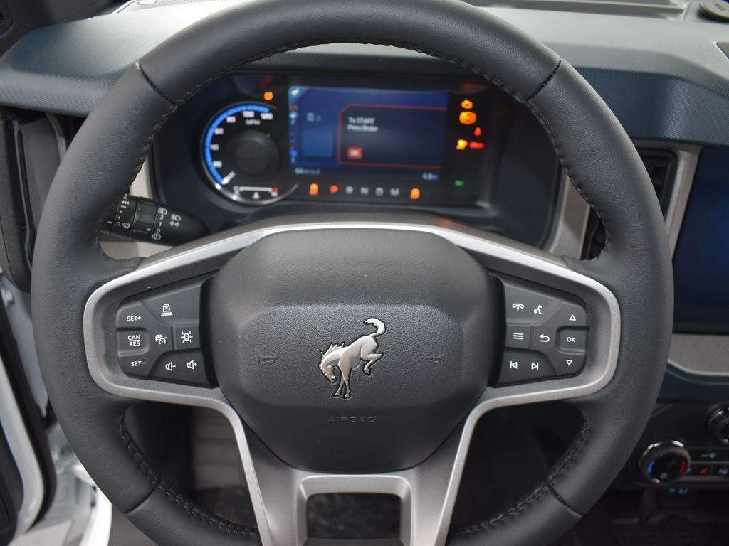 new 2024 Ford Bronco car, priced at $52,396