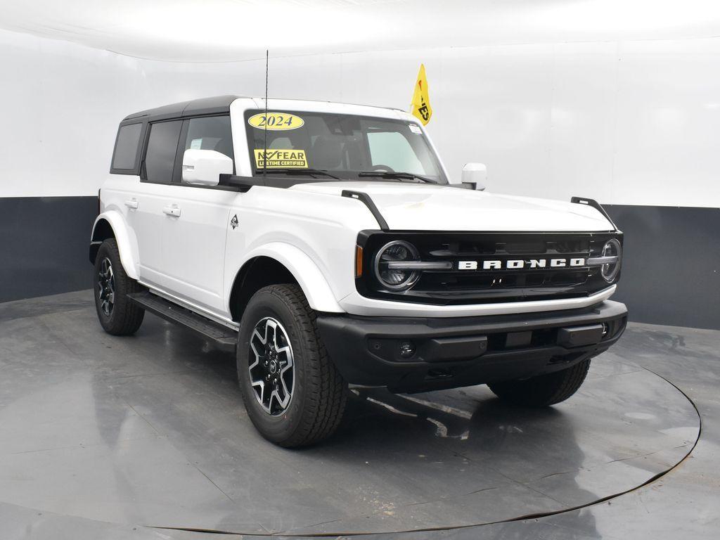 new 2024 Ford Bronco car, priced at $52,396