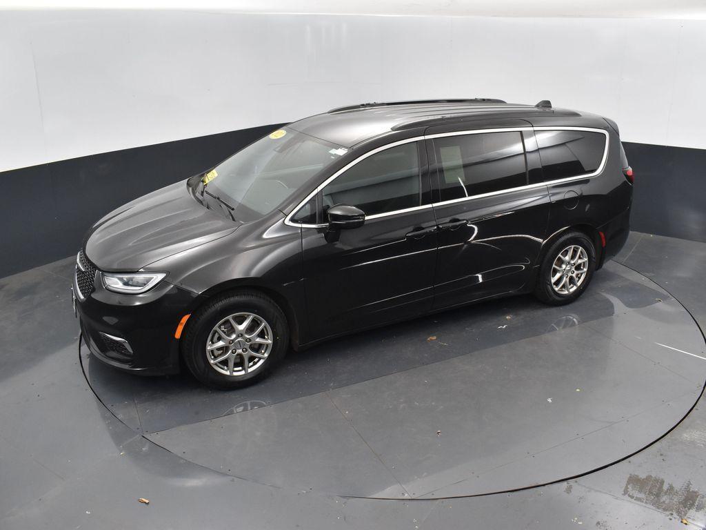 used 2022 Chrysler Pacifica car, priced at $22,385