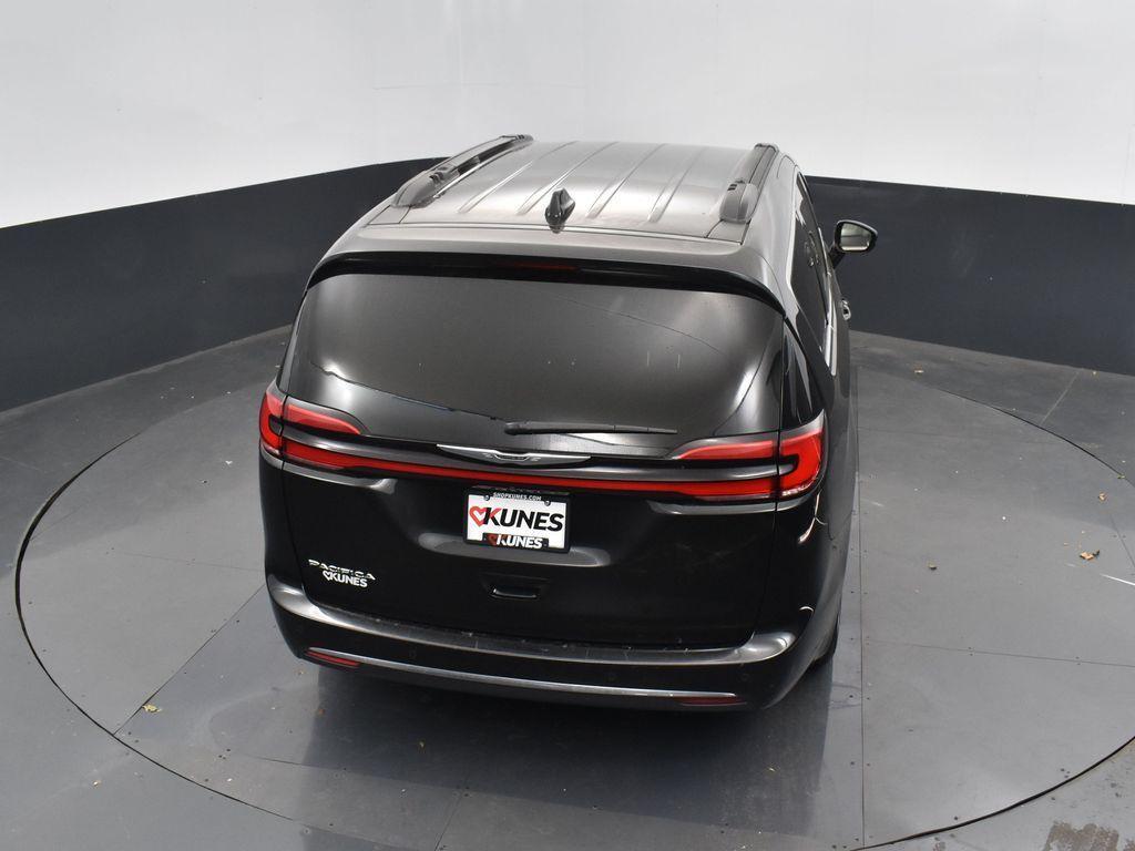 used 2022 Chrysler Pacifica car, priced at $22,385