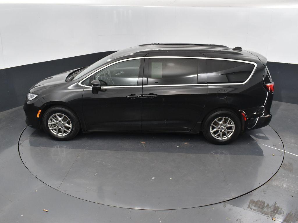 used 2022 Chrysler Pacifica car, priced at $22,385