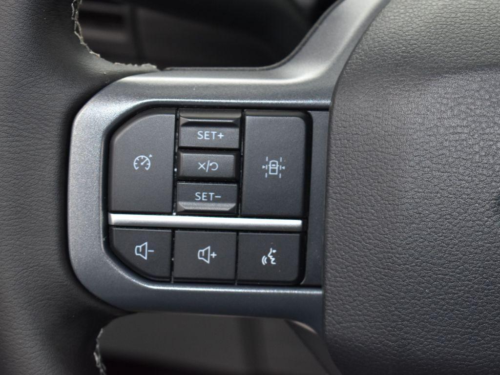 new 2025 Ford F-150 car, priced at $47,124