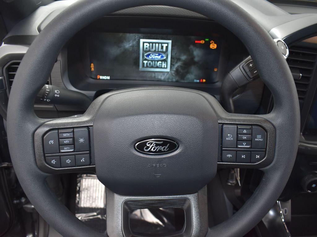 new 2025 Ford F-150 car, priced at $49,141