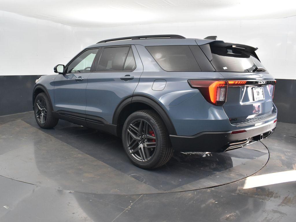 new 2025 Ford Explorer car, priced at $50,388