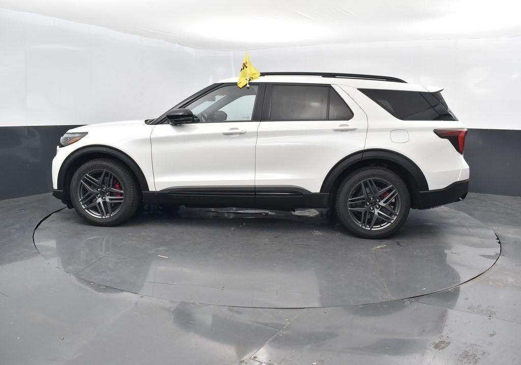 new 2025 Ford Explorer car, priced at $59,158