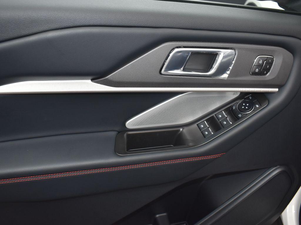 new 2025 Ford Explorer car, priced at $59,158