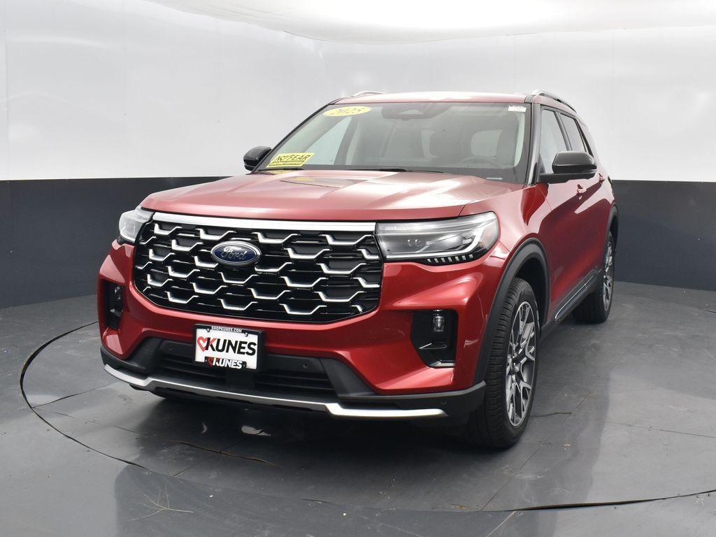 new 2025 Ford Explorer car, priced at $58,356