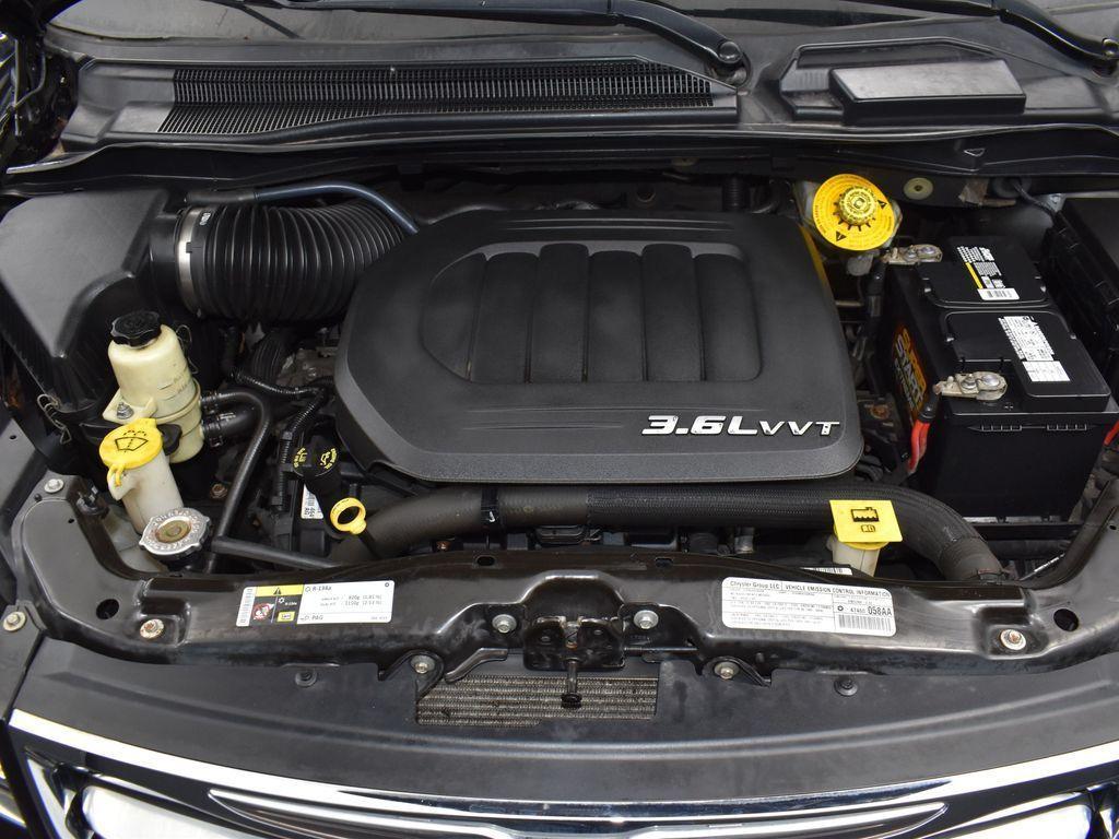 used 2014 Chrysler Town & Country car, priced at $9,792