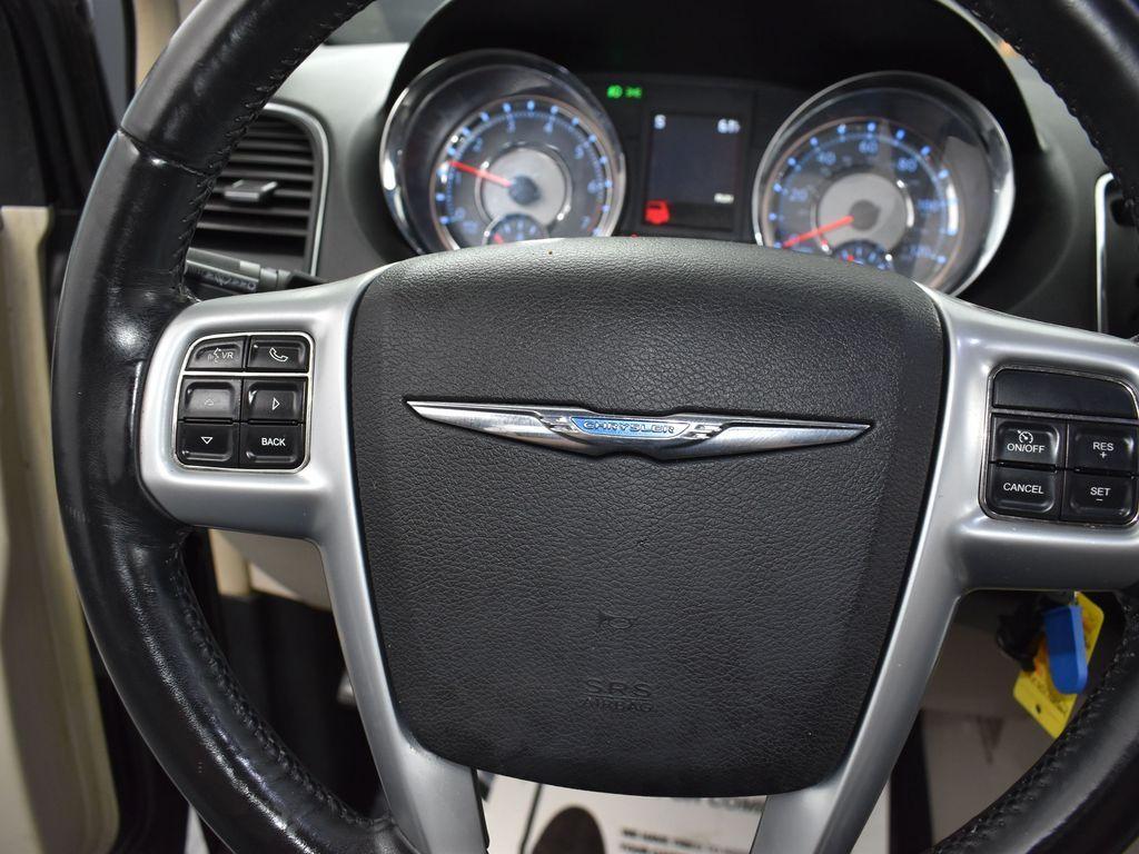 used 2014 Chrysler Town & Country car, priced at $9,792