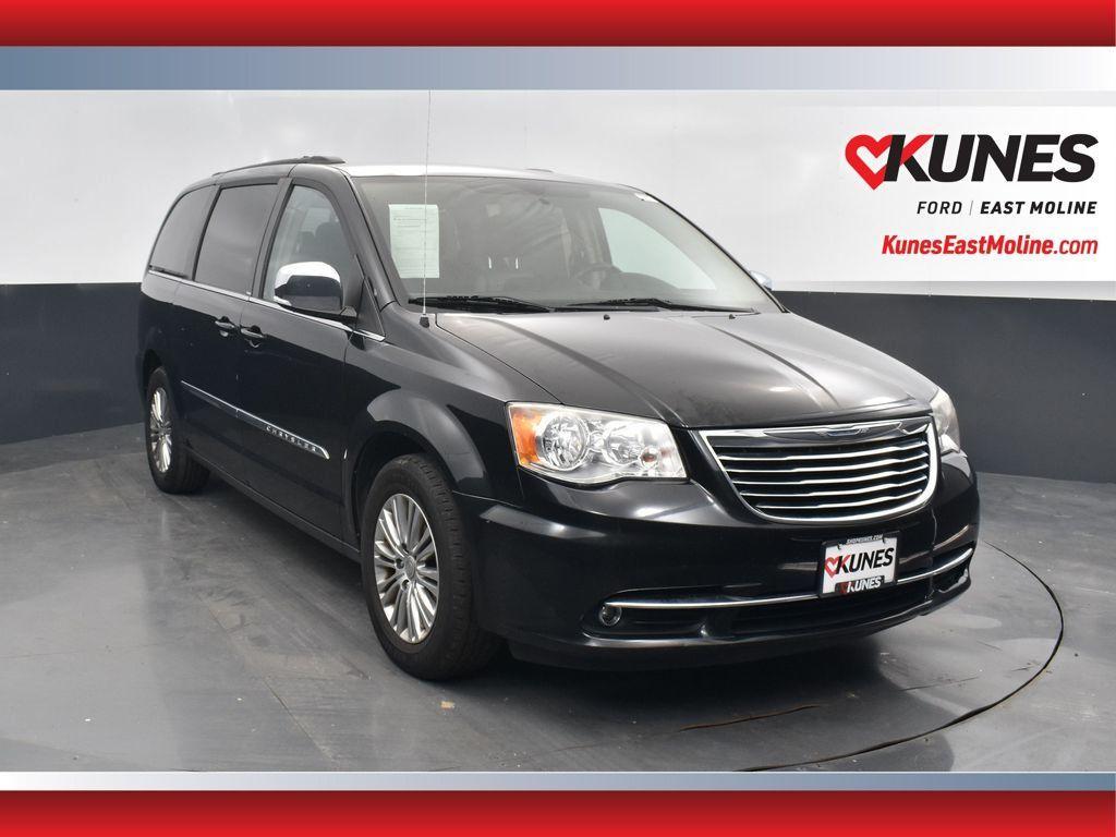 used 2014 Chrysler Town & Country car, priced at $9,792