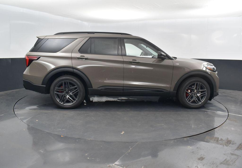 new 2026 Ford Explorer car, priced at $54,912