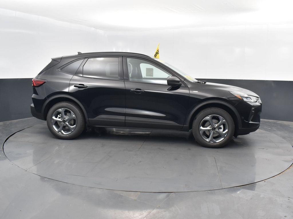 new 2025 Ford Escape car, priced at $30,500