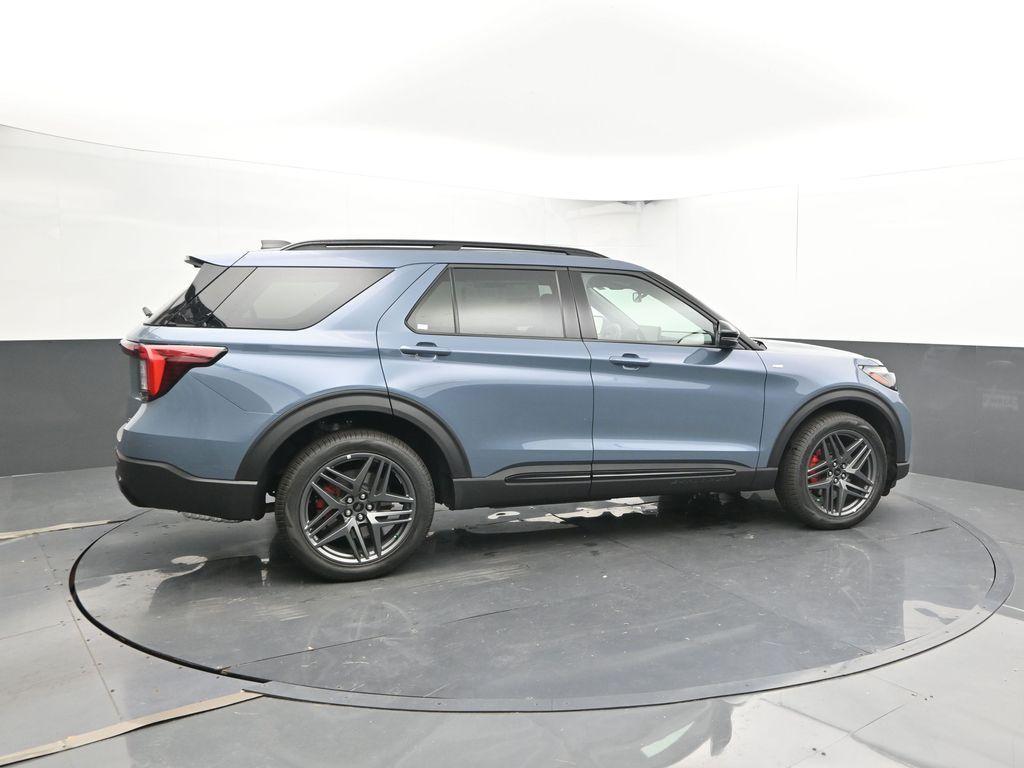 new 2025 Ford Explorer car, priced at $49,968