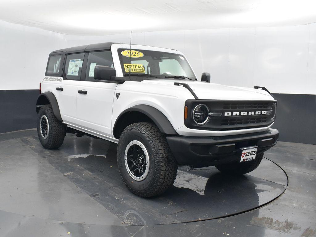 new 2025 Ford Bronco car, priced at $51,309