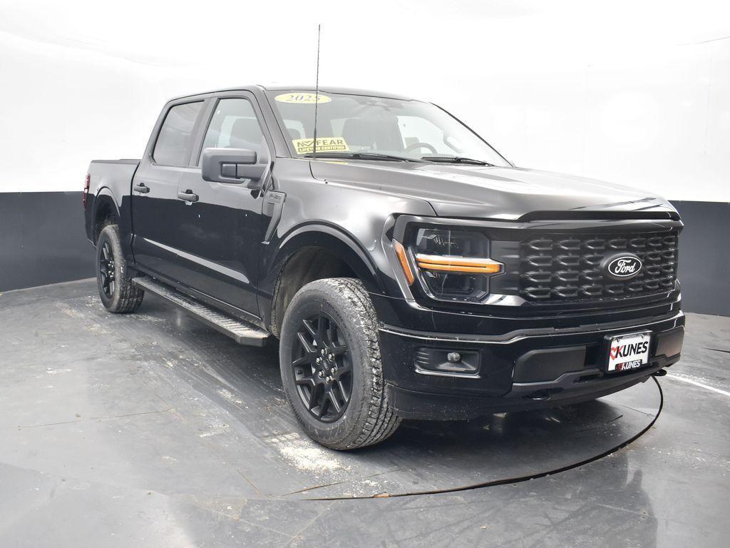 new 2025 Ford F-150 car, priced at $48,912