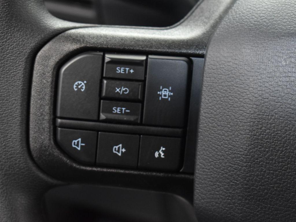 new 2025 Ford F-150 car, priced at $48,912