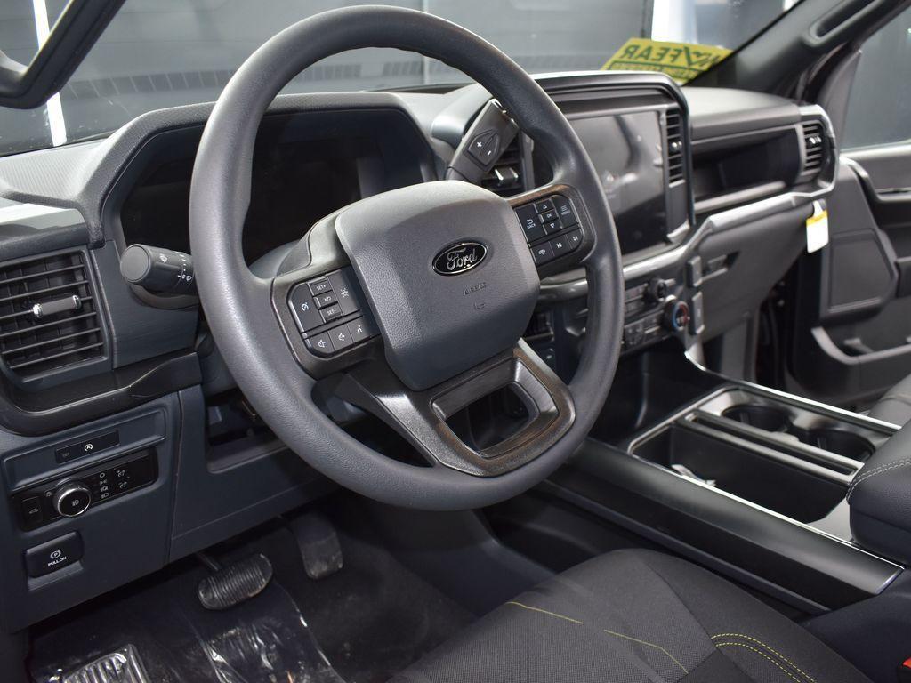 new 2025 Ford F-150 car, priced at $48,912