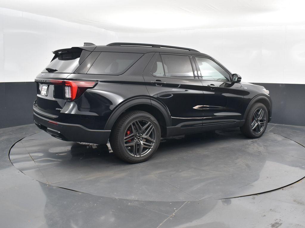 new 2025 Ford Explorer car, priced at $50,353