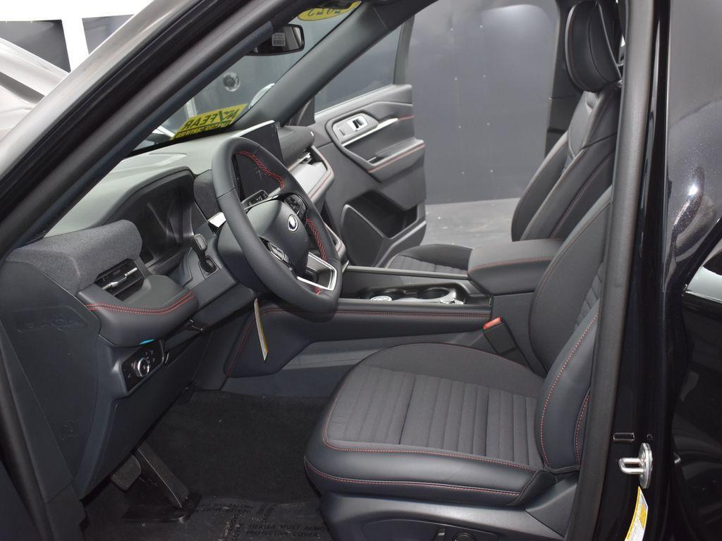 new 2025 Ford Explorer car, priced at $50,353