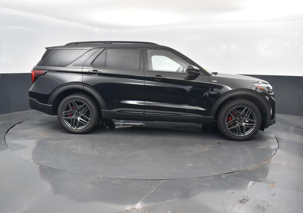new 2025 Ford Explorer car, priced at $50,353