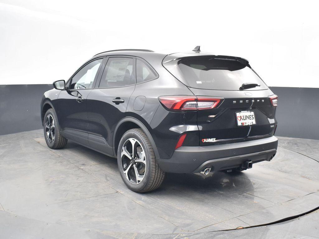 new 2025 Ford Escape car, priced at $33,090