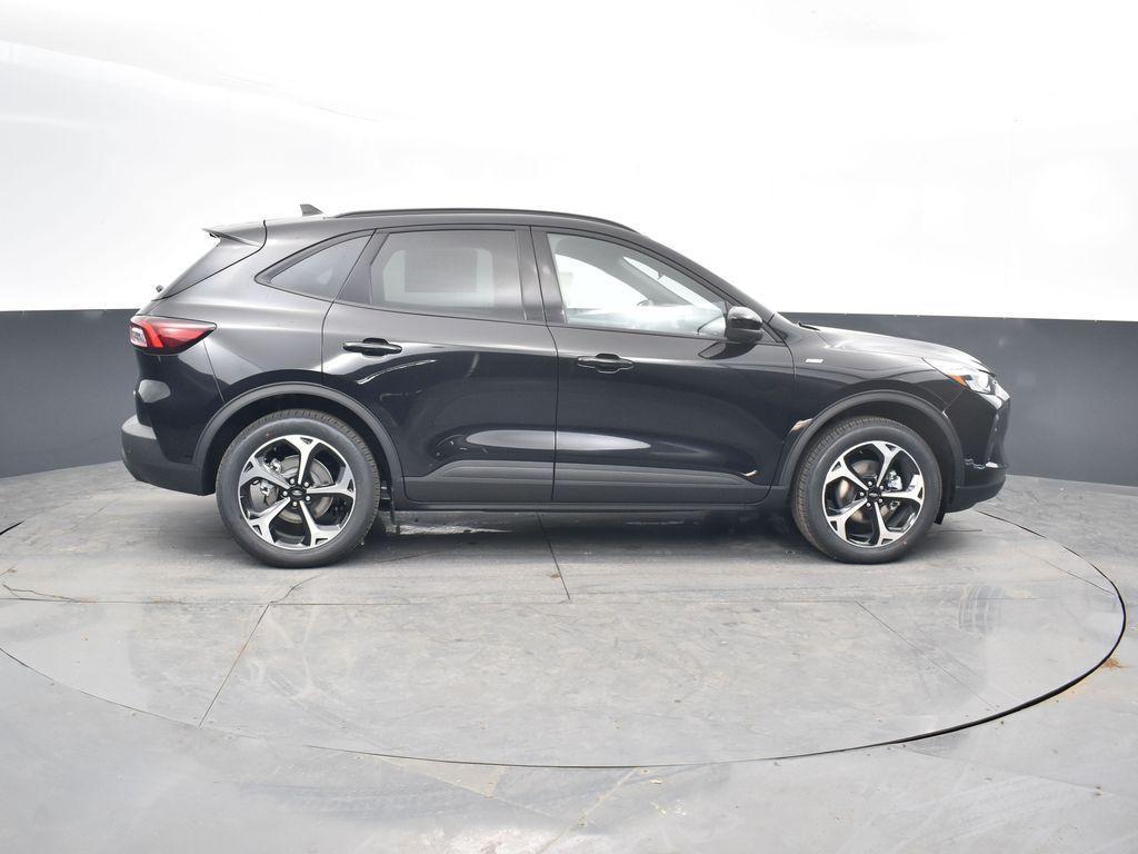 new 2025 Ford Escape car, priced at $33,090