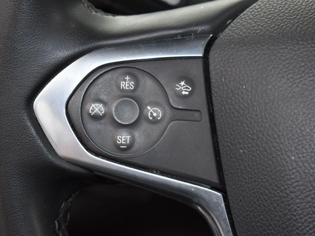 used 2023 Chevrolet Traverse car, priced at $25,911