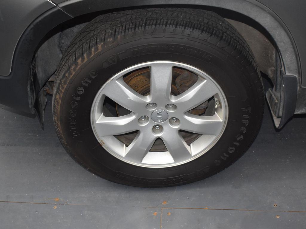 used 2013 Kia Sorento car, priced at $10,883