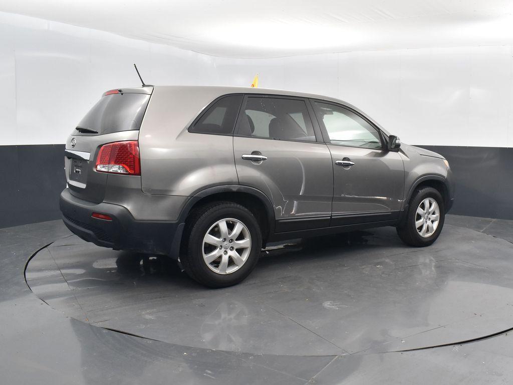 used 2013 Kia Sorento car, priced at $10,883