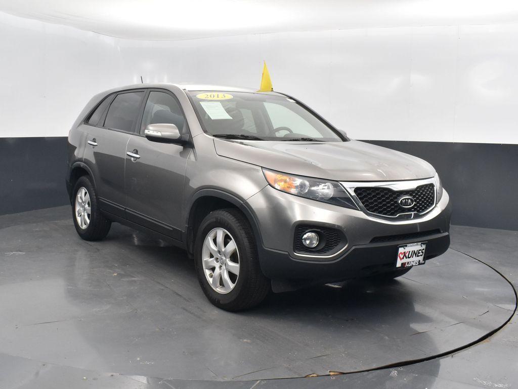 used 2013 Kia Sorento car, priced at $10,883
