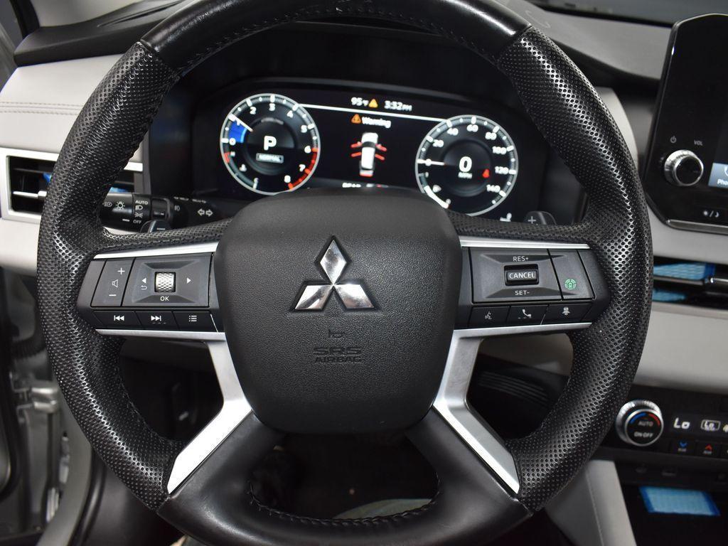 used 2023 Mitsubishi Outlander car, priced at $25,989